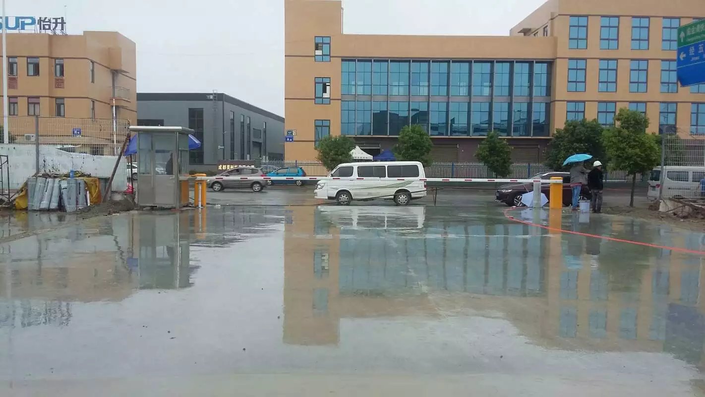 胶州市胶州市成都市物流公司道闸